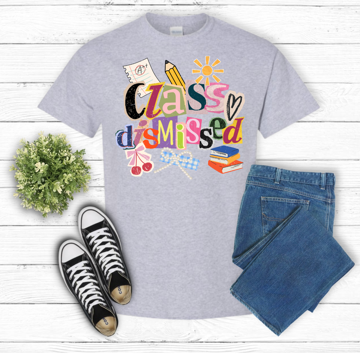 "Pearl Class Dismissed" Graphic Tee